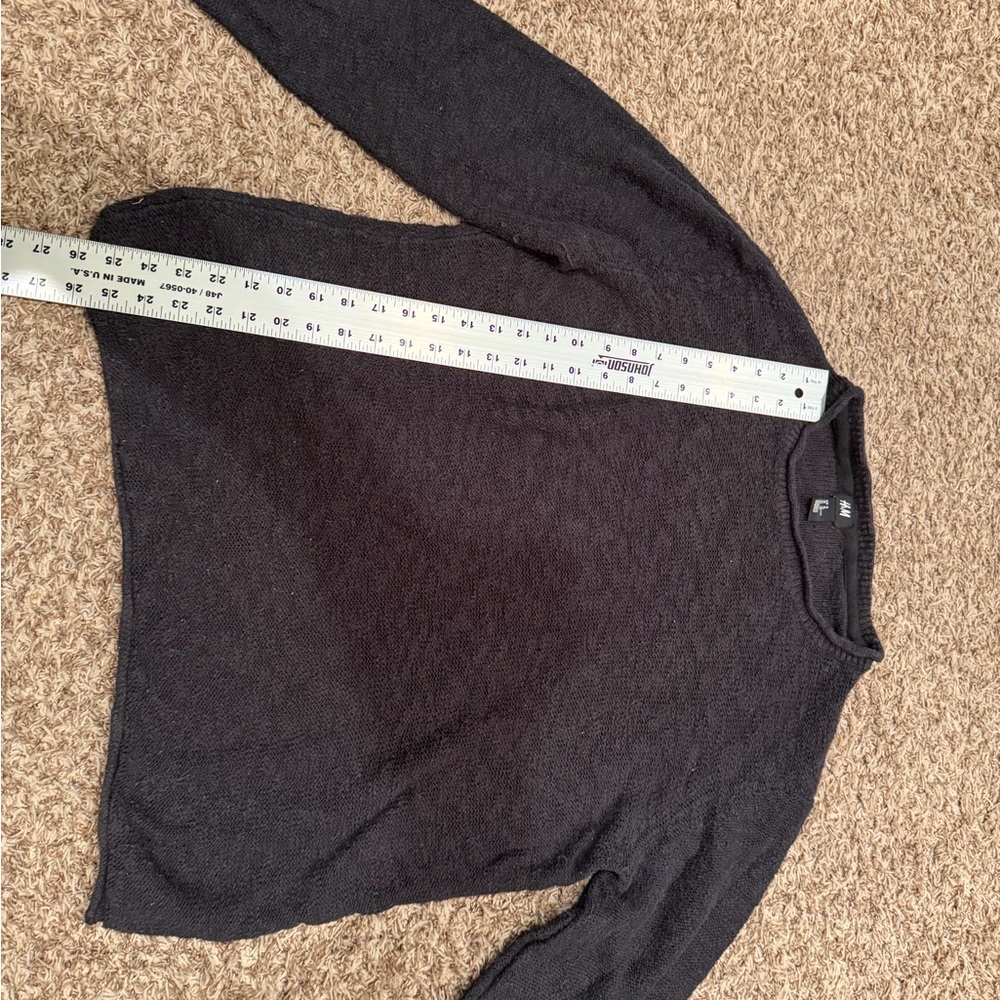 H&M Men's Dark Gray Crewneck Sweater